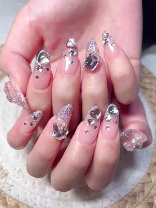 ネイル M🌷nail 長さだし専門店のネイルデザイン