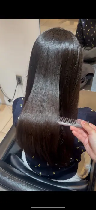 ロング 🐏Yuna＊透明感 ハイトーンカラー✨のヘアスタイル