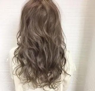 ロング カラー パーマ ヘアアレンジ チビ編み込みエクステ シールEXどぅ〜すのヘアスタイル