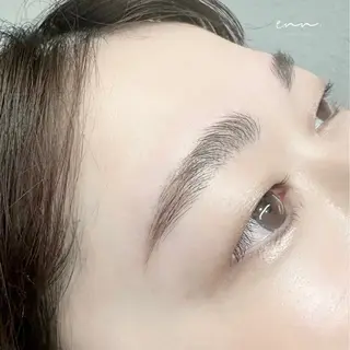 アイブロウ enn. 【眉毛/ネイル】のネイルデザイン