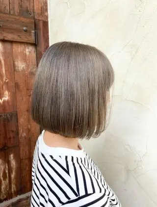 ショート カラー ブリーチ×レイヤー 🔥小林達哉のヘアスタイル