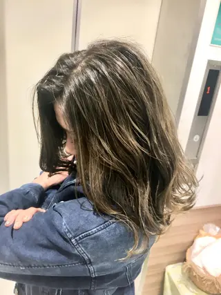 ミディアム カラー 店長 小池アキトのヘアスタイル