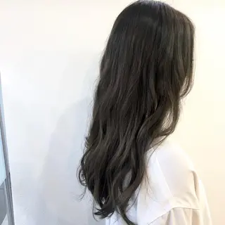 ロング カラー 菅沢 奈生のヘアスタイル