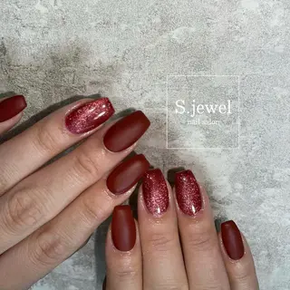 ネイル S. JEWELのネイルデザイン