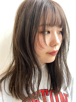 ミディアム カラー 砂原 ひよりのヘアスタイル