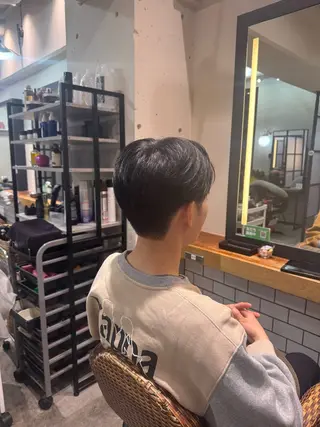 メンズ 暖色カラー🤎Red Neo meiのヘアスタイル