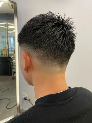 ショート 菊川 照治のヘアスタイル