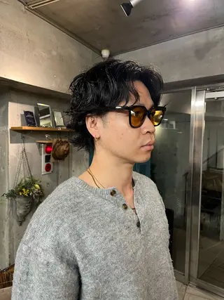 ショート パーマ メンズ 関谷 航太のヘアスタイル