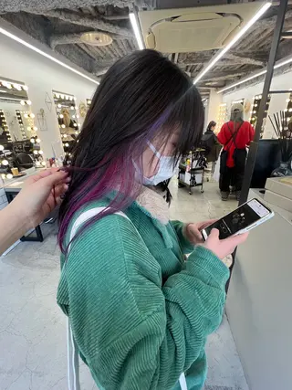 ミディアム 奥田 葵のヘアスタイル