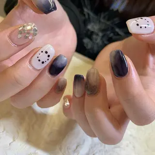 ネイル マキノ ユイのネイルデザイン