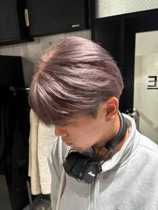 カラー メンズ _WHITE / KENTOのヘアスタイル