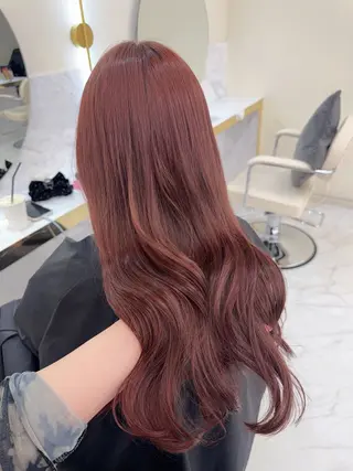 ロング カラー aku💞韓国風🩷 ピンクカラー🎀🩷のヘアスタイル