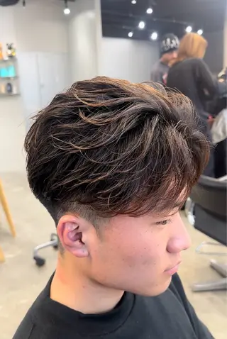 パーマ メンズ 松田 優斗のヘアスタイル