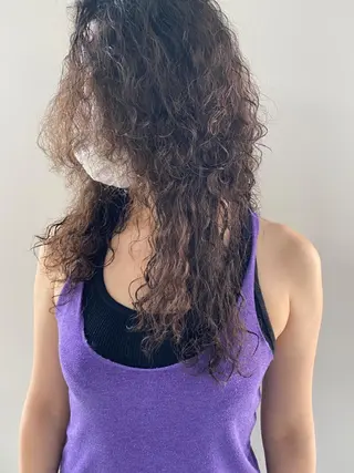 ロング パーマ KOOKI スティードトーキョーのヘアスタイル
