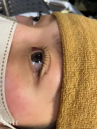マツエク・マツパ 美容室ARKS 黒田杏奈のヘアスタイル