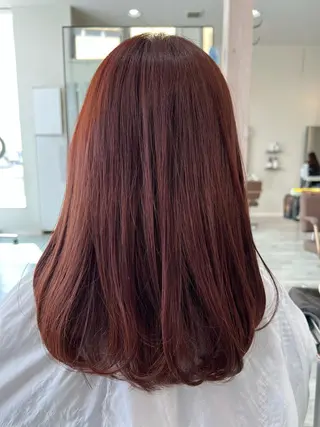 ミディアム カラー cyan Amiのヘアスタイル