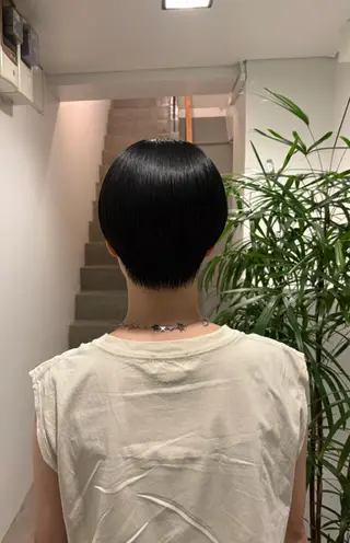 ショート ササノ セナのヘアスタイル