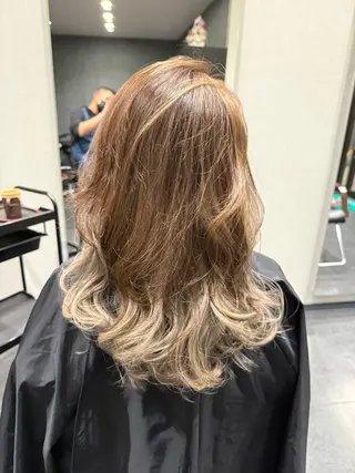 セミロング 髪質改善⚡️カラー 🍀武久 誠🍀のヘアスタイル