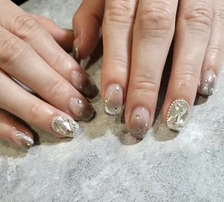 ネイル エリーザ ベルのネイルデザイン