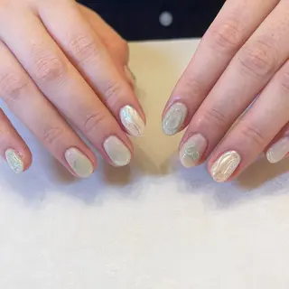 ネイル Elegancia. Hiromiのネイルデザイン