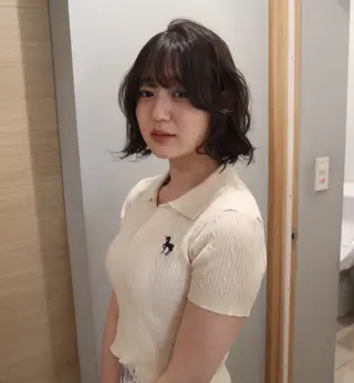 ショート カラー 来美 / クルミのヘアスタイル