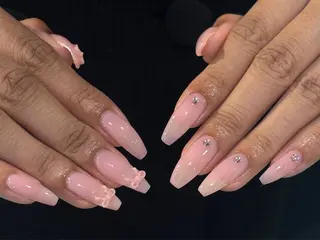 ネイル h i n a 🪽のネイルデザイン