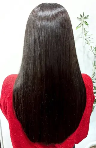 ロング 佐藤 琴海のヘアスタイル