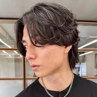ショート 毛流れパーマ職人 岡田大樹のヘアスタイル