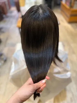 セミロング パーマ 梨ア .のヘアスタイル