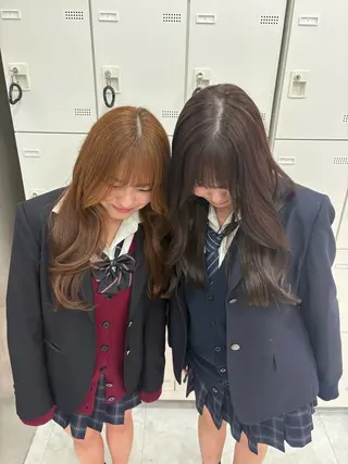 カラー 透明感ベージュ🤎 ナチュラルレイヤーのヘアスタイル