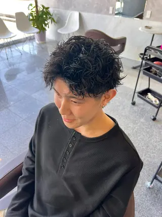 ショート パーマ メンズ Oops旧TABOO 早野太郎のヘアスタイル