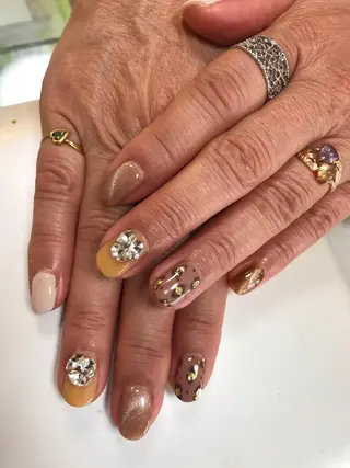 ネイル ♡ビジュール♡ NAIL &まつ毛のマツエク・マツパデザイン