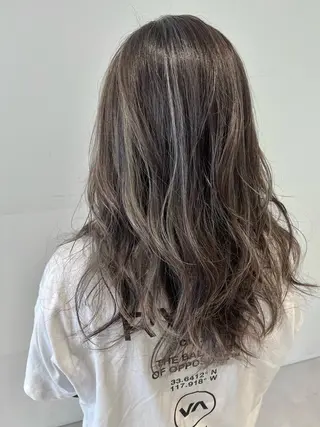 ロング カラー 宮永 智香のヘアスタイル