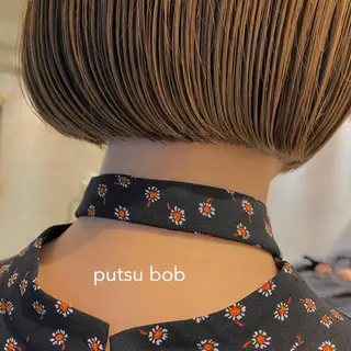 ショート カラー センターパート/ 暖色カラーayuのヘアスタイル