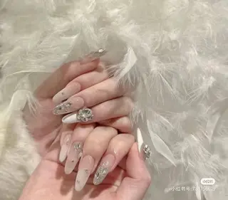 ネイル Theone栄店 伊藤のネイルデザイン