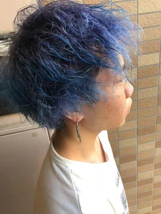 ショート アートディレクター ワダヒサノリのヘアスタイル