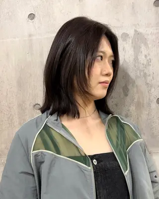 ショート カラー パーマ ヘアアレンジ メンズ 切りっぱなしヘアボブ ミディアムヘアRYOのヘアスタイル