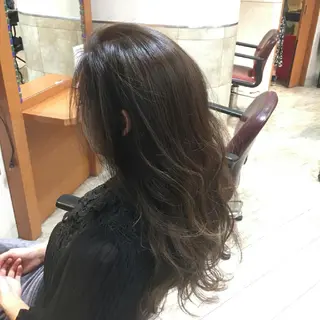 カラー ロング 100%髪質改善特化 TRUNSのヘアスタイル