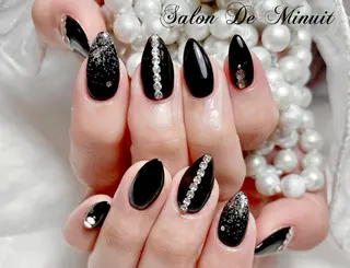 ネイル Momo 🤍のネイルデザイン