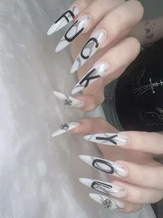 ネイル Lee Ainのネイルデザイン