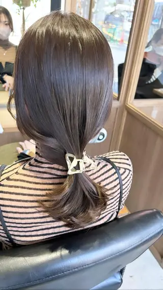 セミロング 烏丸/顔周りカット/ くびれヘア/奈実のヘアスタイル