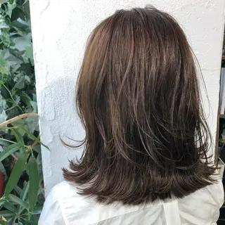 ミディアム mayu ○のヘアスタイル