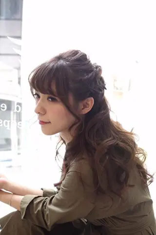 ヘアアレンジ 岩倉 諒のヘアスタイル