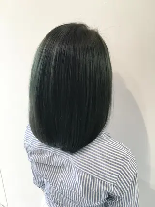ミディアム セミロング カラー _WHITE高槻店 yusukeのヘアスタイル