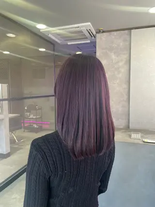 ミディアム カラー 手塚 由佳のヘアスタイル