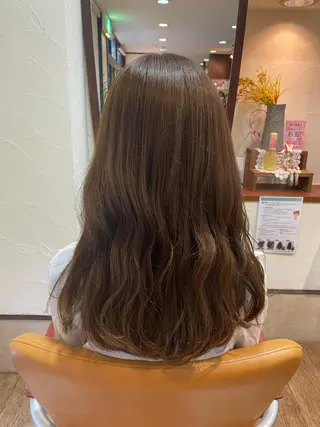 ロング カラー サプリームヘア 飯田みち瑠のヘアスタイル