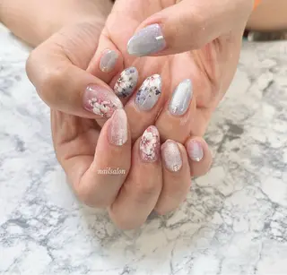 ネイル 石野 広佳のネイルデザイン