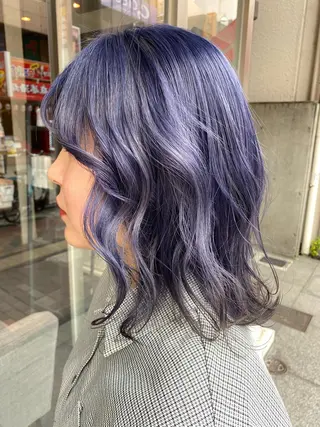 ミディアム カラー パーマ ヘアアレンジ メンズ ネイル マツエク・マツパ mana 暖色カラーカットのヘアスタイル