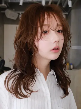 ロング レディース／メンズ パーマ特化／内山遥斗のヘアスタイル