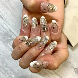 ショート カラー パーマ ヘアアレンジ メンズ キッズ ネイル マツエク・マツパ アイブロウ 今福鶴見ネイル 8(エイト)のネイルデザイン